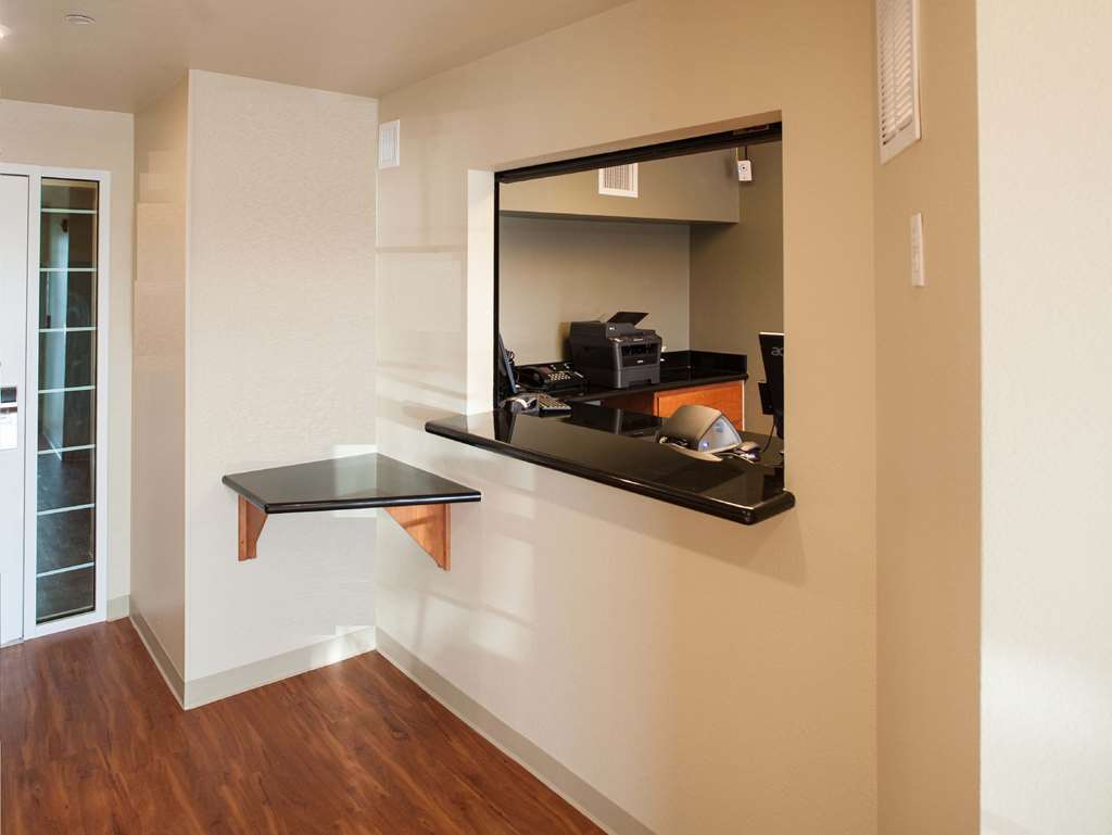 Woodspring Suites Kansas City Liberty Interior foto